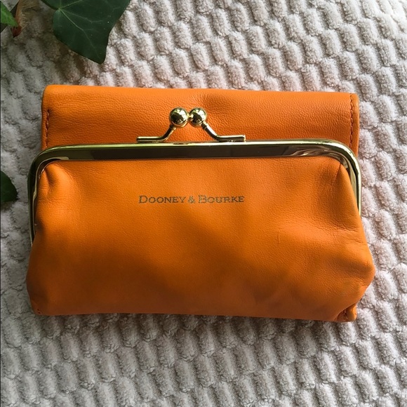 Dooney & Bourke Handbags - Dooney Wallet
